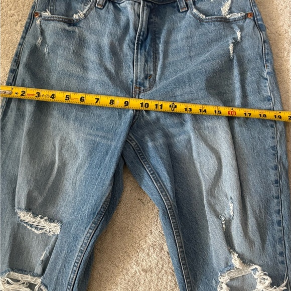 Abercrombie & Fitch Light Blue Distressed Ankle Mom Jeans | Size 29 High Rise - Picture 9 of 9